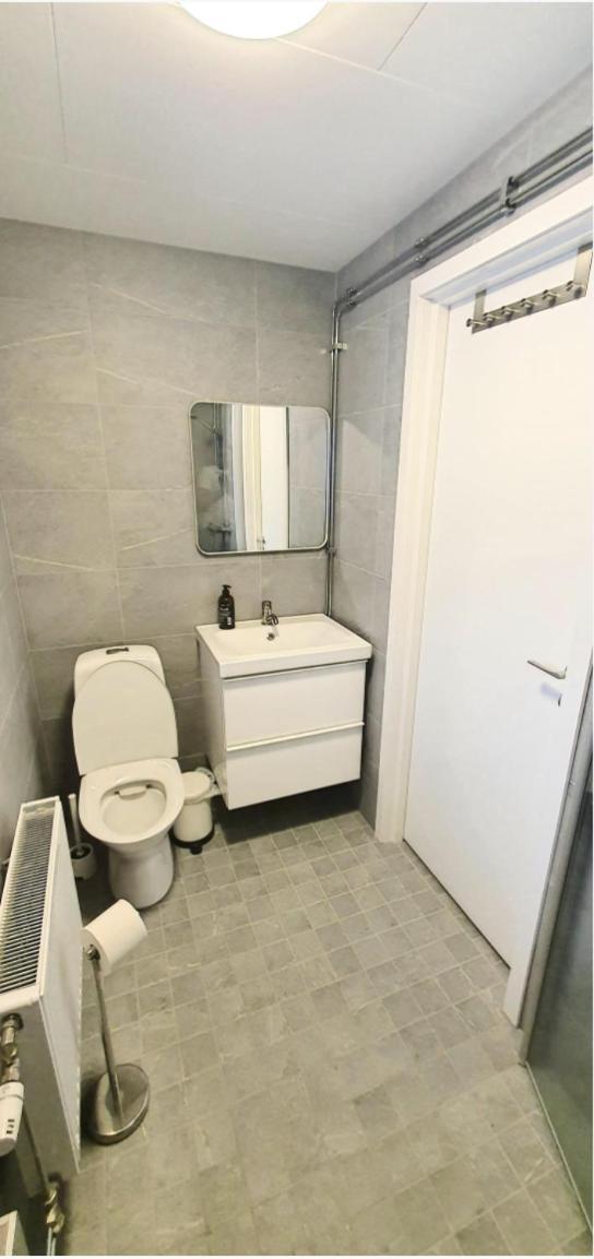 Private Room In Shared House-Close To University And Hospital-3 Umeå Exterior photo